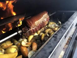 Der Merklinger Rotisserie 800 Basis Inkl. Motor + Fleischklammer 2er Set 4 Der Merklinger Rotisserie 800 Basis Inkl. Motor + Fleischklammer 2er Set -Cafiro Geschaft 018d5a9cb988724eae8da47e7299c464