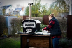 Der Merklinger BOBBY Schwarz 13 Der Merklinger BOBBY Schwarz -Cafiro Geschaft 3234 DerMerklinger Holzbackofen Bobby Garten Backen digi