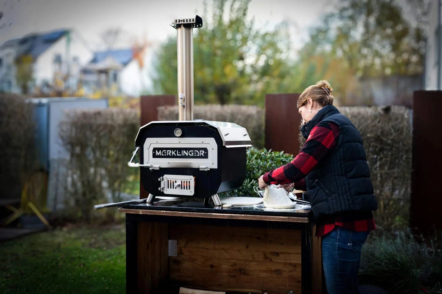 Der Merklinger BOBBY schwarz Der Merklinger BOBBY Schwarz -Cafiro Geschaft 3234 DerMerklinger Holzbackofen Bobby Garten Backen digi