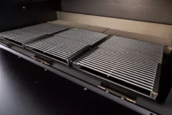 Der Merklinger 1200 Holzofen Standard -Cafiro Geschaft merklinger holzbackofen grill pizzaofen brotbackofen 1200 vorne tuere auf zoom 3 jpg