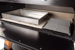 Der Merklinger 1200 Holzofen Standard -Cafiro Geschaft merklinger holzbackofen grill pizzaofen brotbackofen 1200 vorne tuere auf zoom 4 jpg