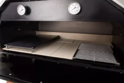 Der Merklinger 1200 Holzofen Standard -Cafiro Geschaft merklinger holzbackofen grill pizzaofen brotbackofen 1200 vorne tuere auf zoom 5 jpg